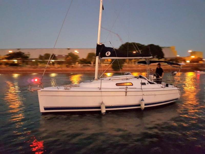 Hunter 27 Electric