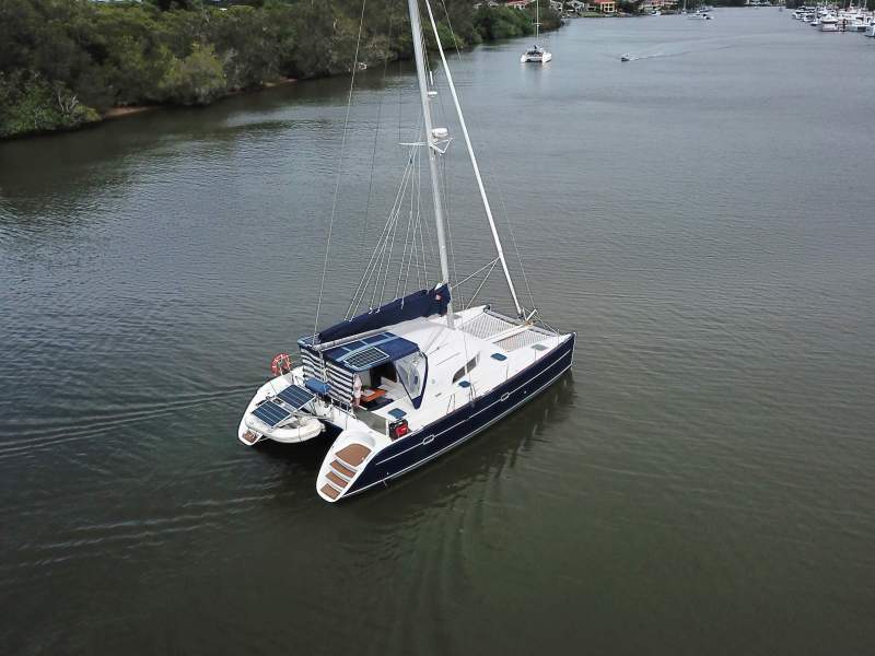 Lagoon 380 Owner's Version