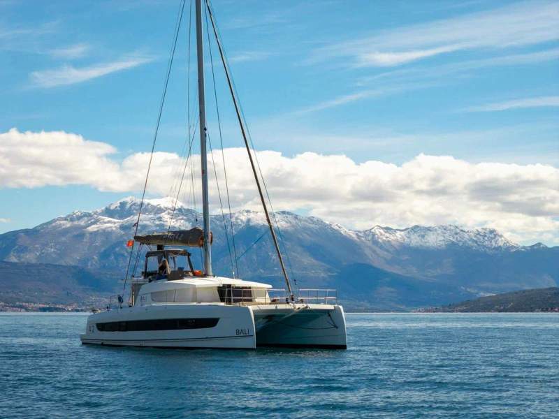 Bali Catamarans 4.2 Owners Version