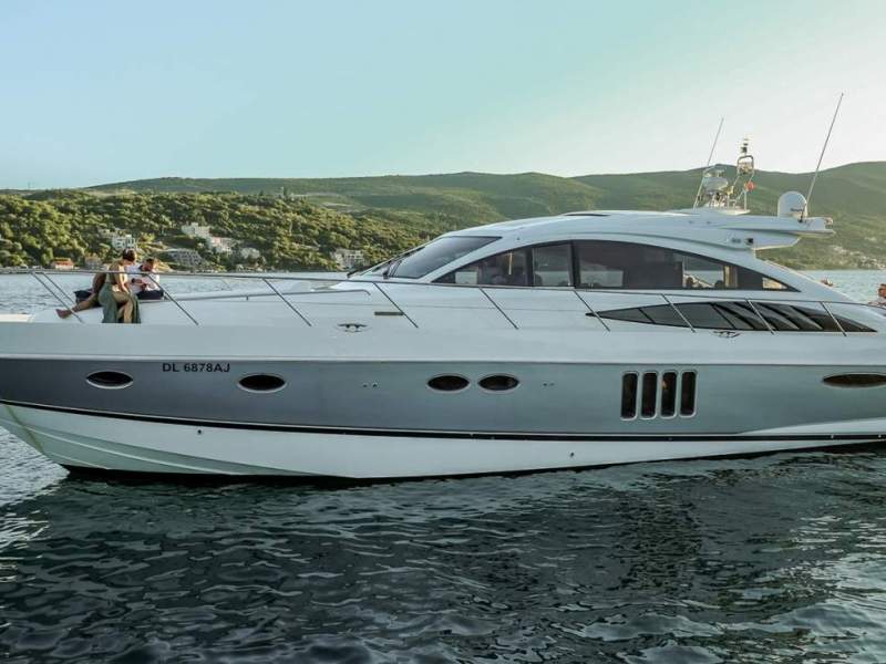Princess V65