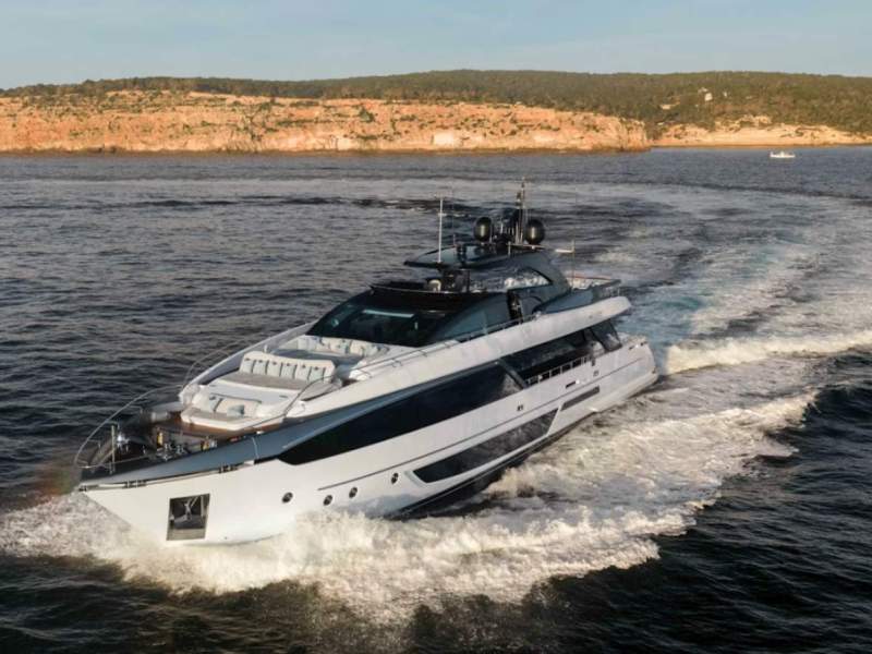Riva 110 Dolcevita