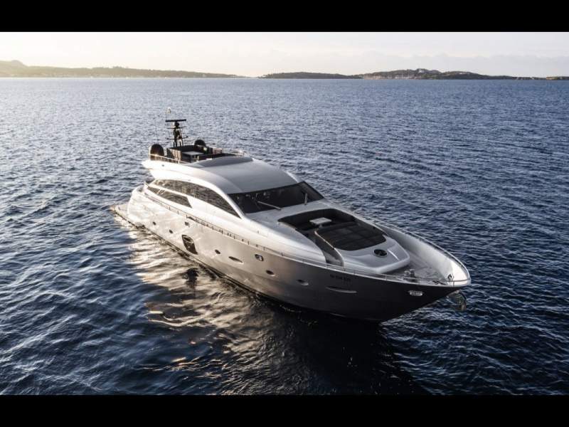 Pershing 92 2012 stop boating, start Pershing, make an offer