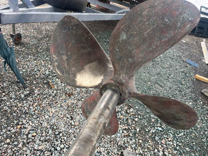Props and shafts and fittings