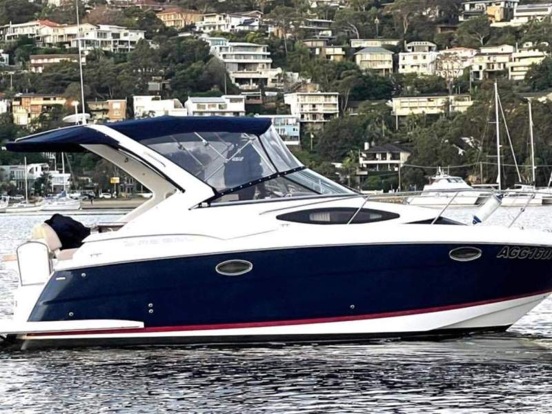 Regal 30 Express